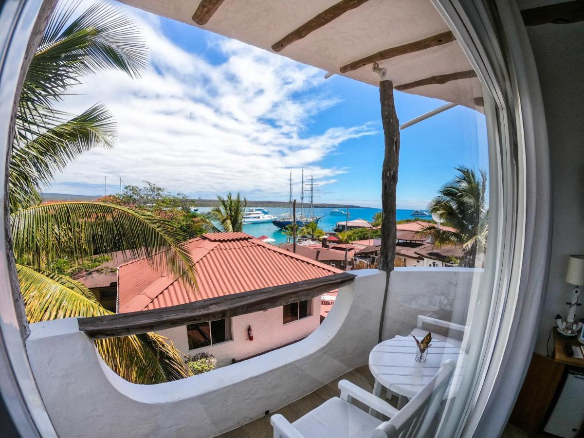 Hotel Angermeyer Waterfront Inn Puerto Ayora  Eksteriør bilde